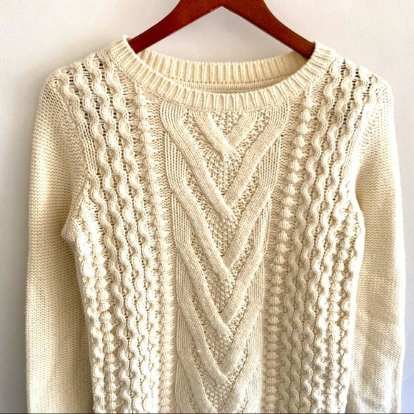 Tommy Hilfiger Cable Knit Wool Blend Sweater - Picture 2 of 11